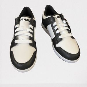 Boys Half Court Low Top Sneakers Black/White Size 6